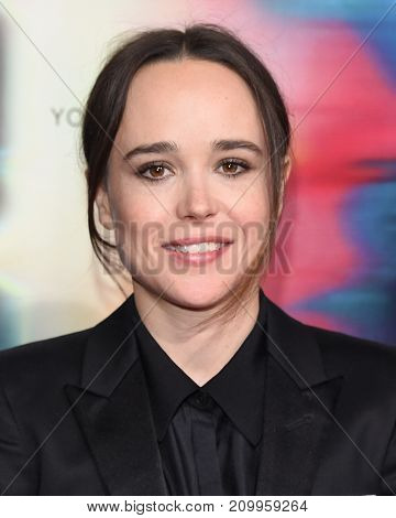 LOS ANGELES - SEP 27:  Ellen Page arrives for the 'Flatliners' World Premiere on September 27, 2017 in Los Angeles, CA