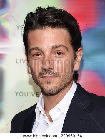 LOS ANGELES - SEP 27:  Diego Luna arrives for the 'Flatliners' World Premiere on September 27, 2017 in Los Angeles, CA