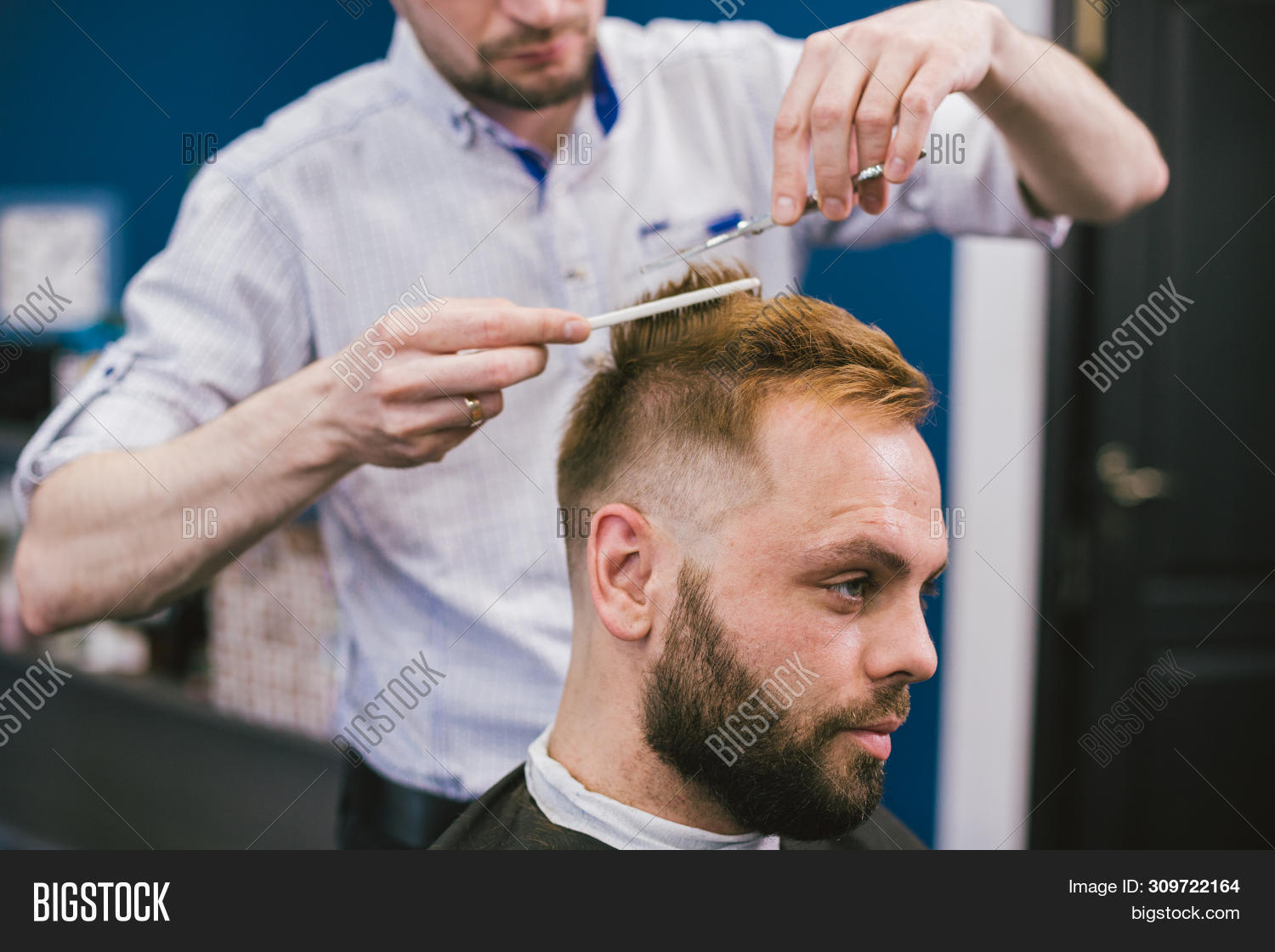 Imagen y foto Barber Making (prueba gratis) Bigstock
