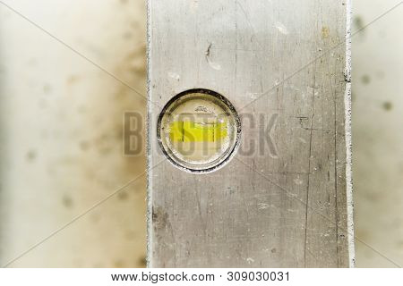 Spirit Level Leveled Leveler, Check Horizon Evenness