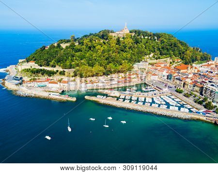 Mota Castle Or Castillo De La Mota Or Motako Gaztelua On Monte Urgull Mountain In San Sebastian Or D