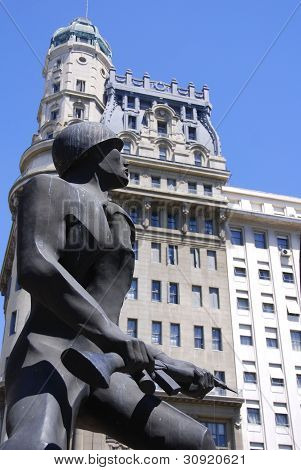 Soldado caï¿½do en Malvinas