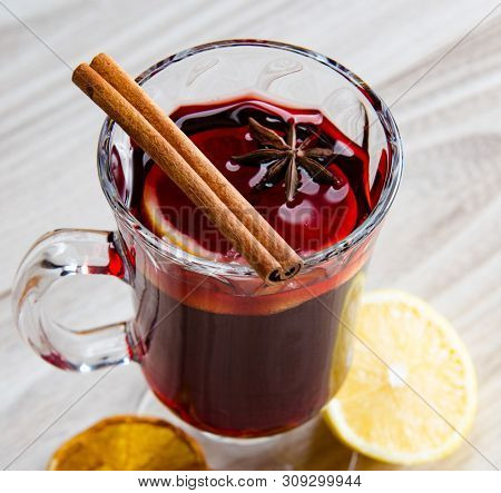 Mulled wine glintwine served in glasses for christmas table