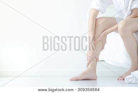 Asian Women Are Not Comfortable With Pain.