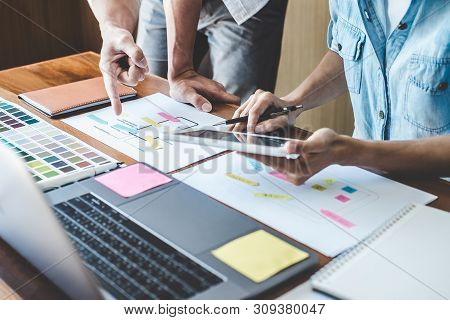 Team Of Creative Web/graphic Designer Planning, Drawing Website Ux App For Mobile Phone Application 