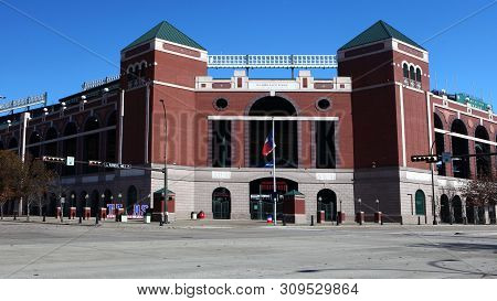 Arlington, Texas/united States - January 7: The Home To The Texas Rangers, Globe Life Park In Arling