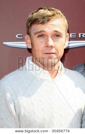 WEST HOLLYWOOD, CA - 11 de MAR: Ricky Schroder en el 9 John Varvatos Stuart House beneficio anual en 