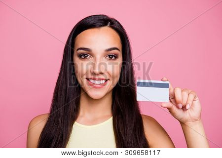 Close-up Portrait Of Her She Nice-looking Lovely Lovable Attractive Shine Glamorous Cheerful Cheery 