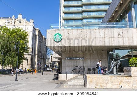 Budapest, Hungary - May 5, 2018: Starbucks Promenade Cafe On Vigado Square In Center Of Budapest Cit