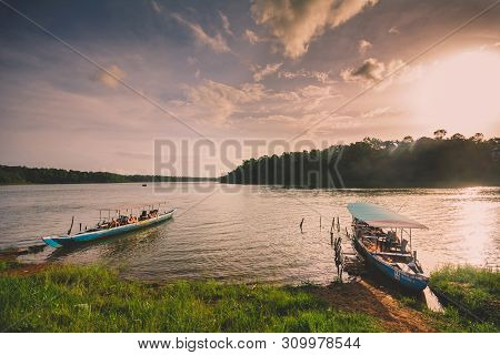 Sasthamcotta, Kollam, Kerala, India - June 16, 2019: Tourist Boat Waiting For Peoples At Sasthamcott