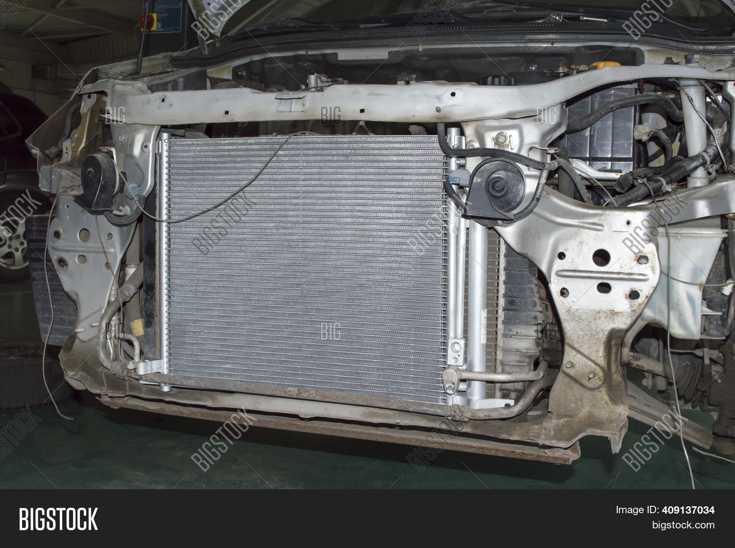 Car Radiator Installation Assembly Line New Radiator Installed Image & Photo (Free Trial) | Bigstock