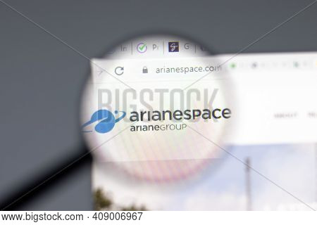 New York, Usa - 15 February 2021: Arianespace Website In Browser With Company Logo, Illustrative Edi