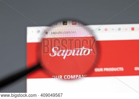 New York, Usa - 15 February 2021: Saputo Website In Browser With Company Logo, Illustrative Editoria