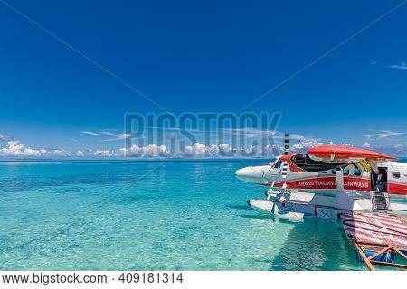 May.19.2019 - Ari Atoll, Maldives: Exotic Scene With Trans Maldivian Airways Seaplane On Maldives Se