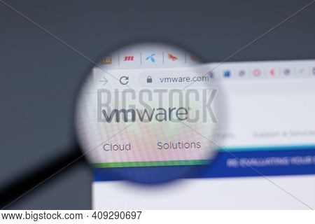New York, Usa - 17 February 2021: Vmware Logo Close Up On Website Page, Illustrative Editorial