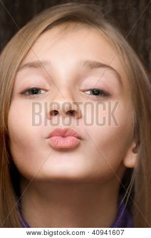 Líbání Girl