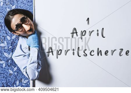 Aprilscherze - Translation From German Language - Kick Me, April Fools.. April Fools Day Jokes. A Wo