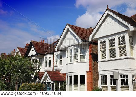 English Architecture. Kew, London. Houses Street View In Residential District Of London Uk.