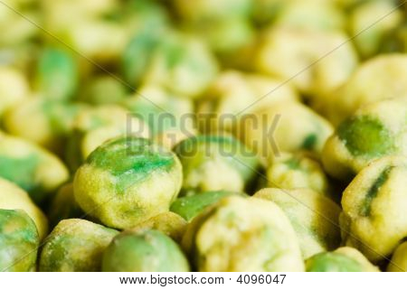 Petits pois wasabi enduit
