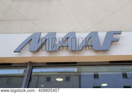 Bordeaux , Aquitaine France - 02 20 2021 : Maaf Logo Brand And Text Sign On Office Store Insurance A