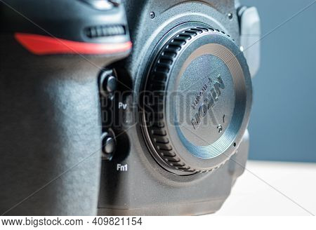 Galle, Sri Lanka - 02 17 2021: Nikon Dslr Body Front View With Body Cap Attached Into The Lens Mount