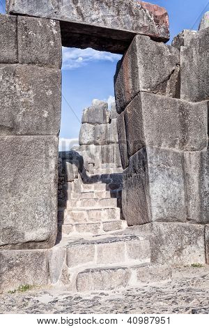 石门口，Sacsaywaman 印加遗址，神圣谷库斯科秘鲁
