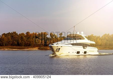 Close-up Of White Luxury Yacht In Motion On The Dniepr River, Side View