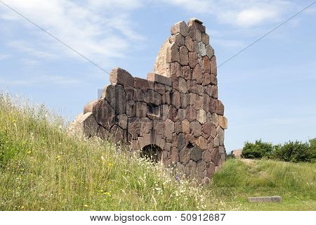 Bomarsund fortress in ruins.