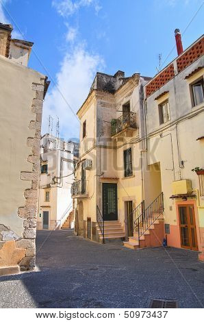 Alleyway. Rodi Garganico. Puglia. Italy.