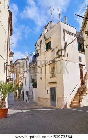 Alleyway. Rodi Garganico. Puglia. Italy.