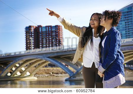 two girls seeing the sights around columbus ohio together