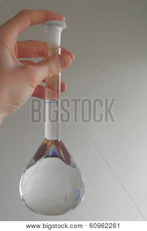Volumetric flask.
