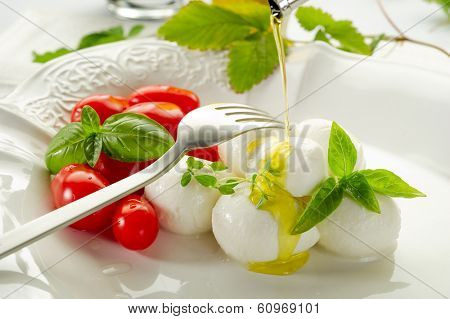 mozzarella and tomatoes