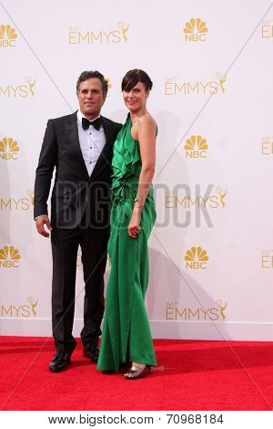 vLOS ANGELES - AUG 25:  Mark Ruffalo, Sunrise Coigney at the 2014 Primetime Emmy Awards - Arrivals at Nokia at LA Live on August 25, 2014 in Los Angeles, CA