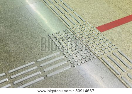 Pathway Footplate For The Blind