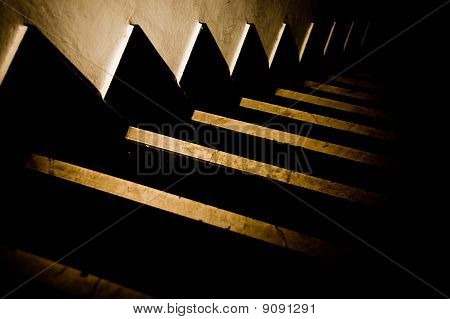 Escadas escuras