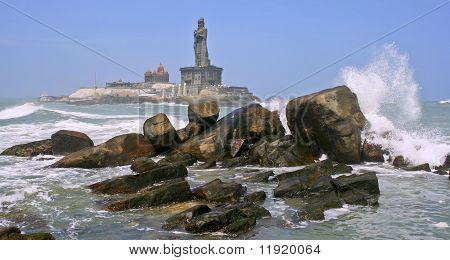 Heykel Thiru Valluvar, Kaniyakumari, Hindistan
