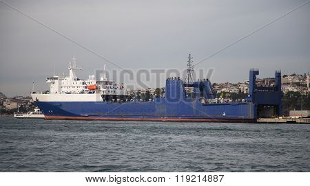 Roro Ship