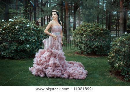 Queen Walks In The Garden.