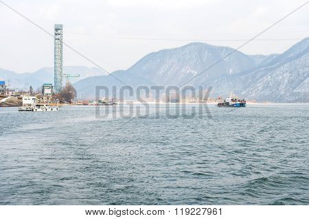 Tourists arrived in Nami Island by a ferry.