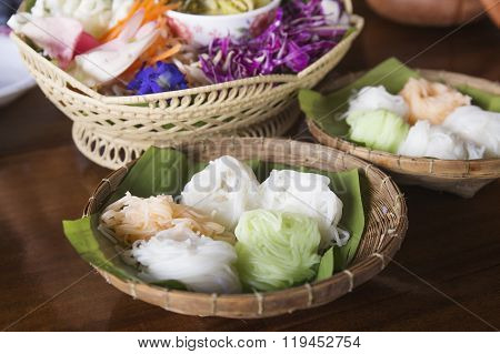 Thai Rice Noodle And Vegetable