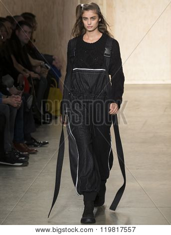 Dkny - Fall Winter 2016 Collection