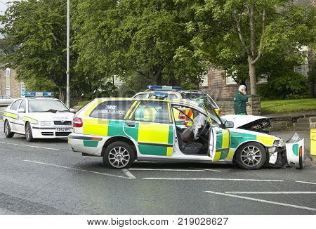 Volvo V40 Ambulance Wrecked In Collision While On Emergency Call