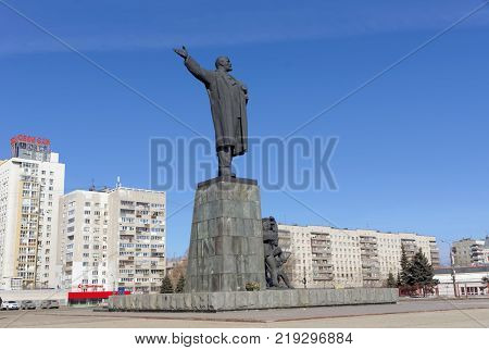 Nizhny Novgorod, Russia. - March 14.2017. The monument to Vladimir Ilyich Lenin on Lenin Square