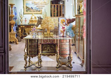 Night View To Classic Royal Furniture With Ornaments In A Museum