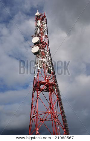 Tour de télécommunication