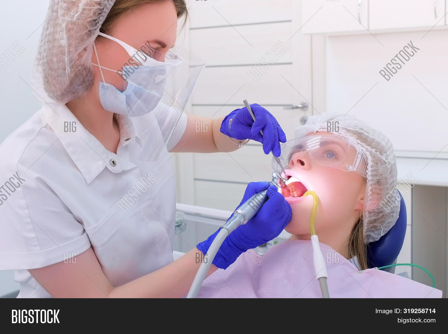 Dentist Cleaning Image & Photo (Free Trial) Bigstock