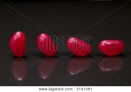 Jellybeans สี่แดง