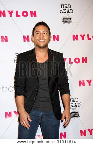 LOS ANGELES - 10 Nisan: Tahj Mowry naylon dergi geldi. Smas 13 yıldönümü kutlama