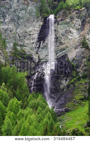 Jungfernsprung waterfall near Heiligenblut, Hohe Tauern National Park, Austria, Europe